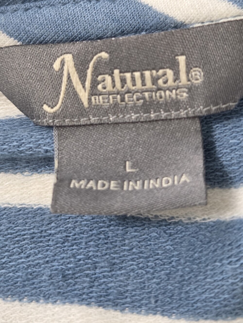 Natural Reflections Cardigan. - Picture 7 of 7